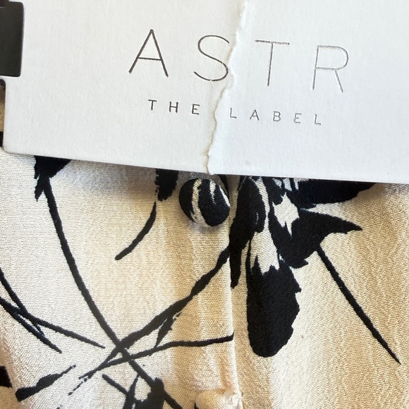 ASTR The Label - Picture 5 of 6